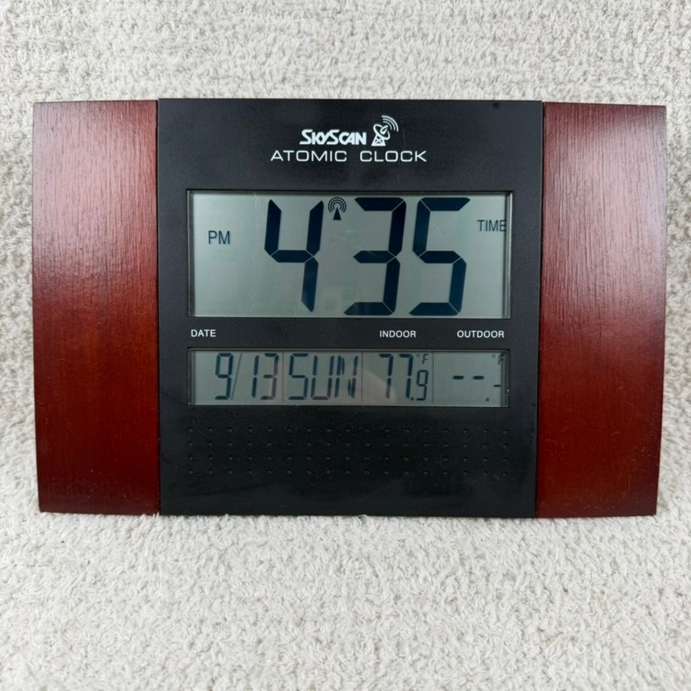 SkyScan Atomic Clock Digital Wall Desk Black Cherry 86722 No Outside Sensor
